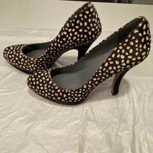 Platform Pumps or Heels